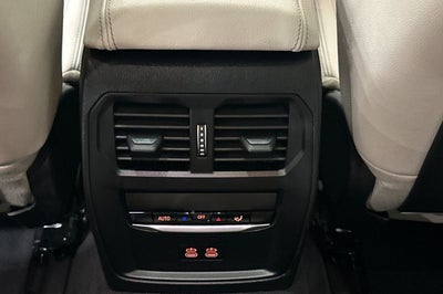 2025 BMW i4 eDrive40