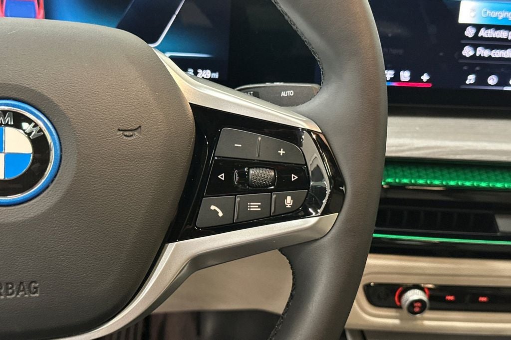 2025 BMW i4 eDrive40