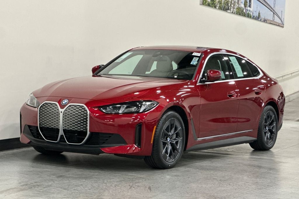 2025 BMW i4 eDrive40