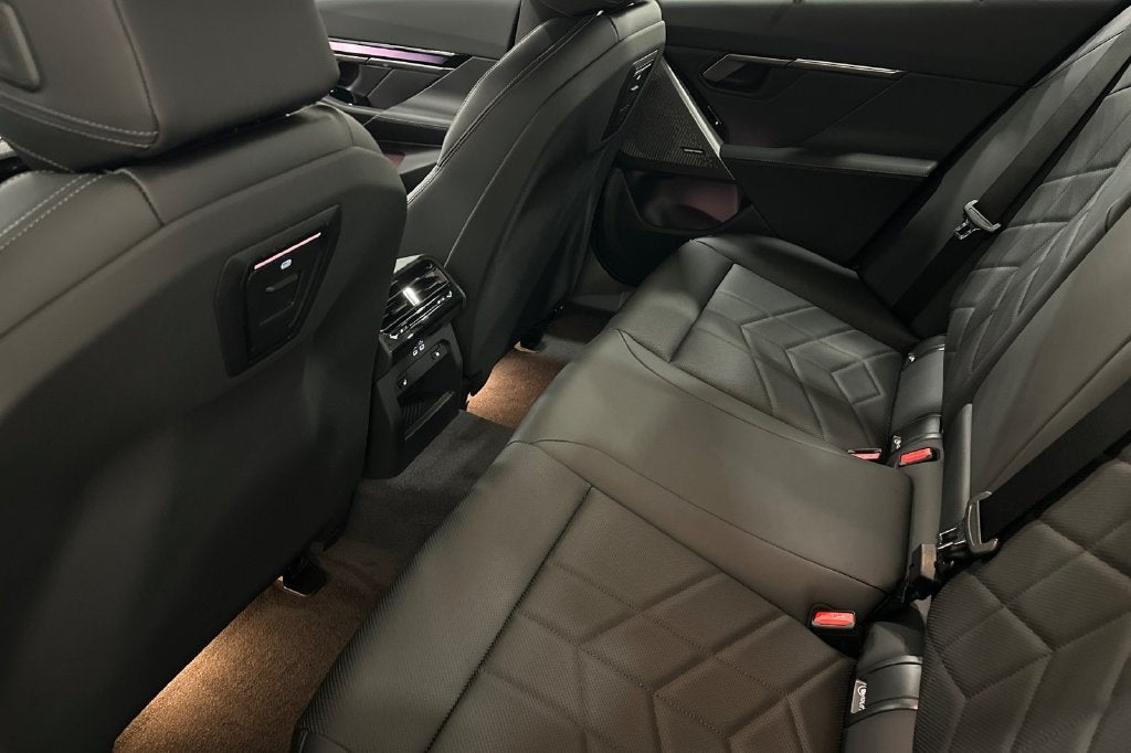 2027 BMW i5 xDrive40