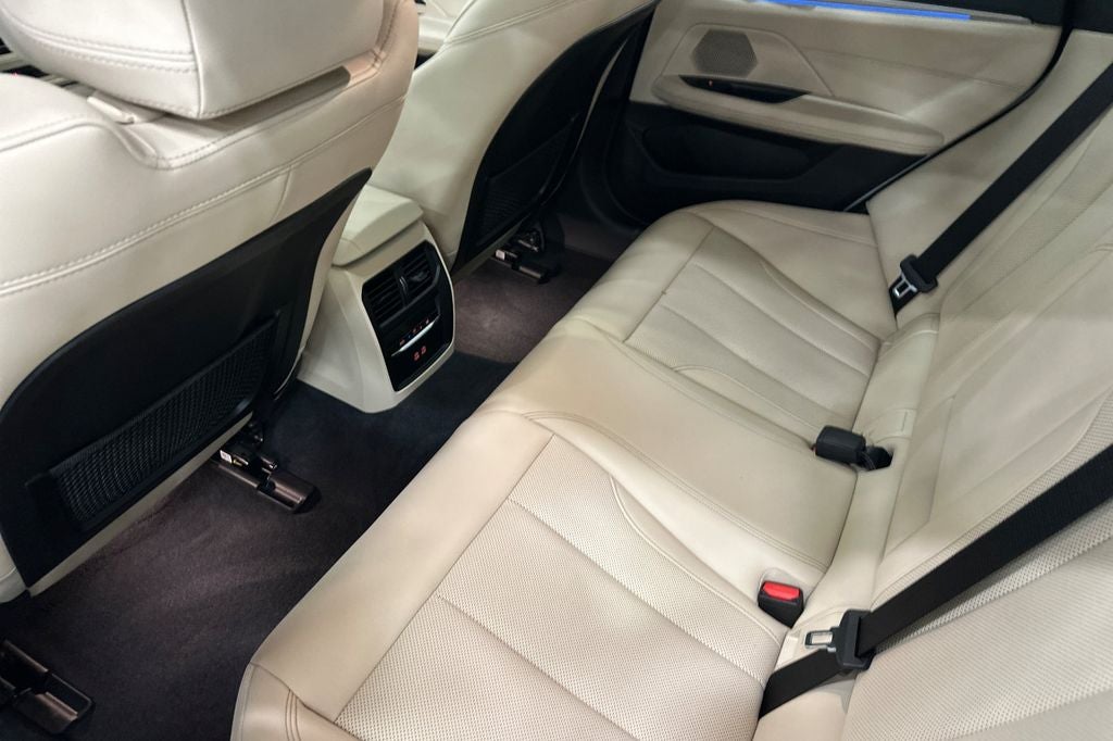 2023 BMW i4 eDrive35