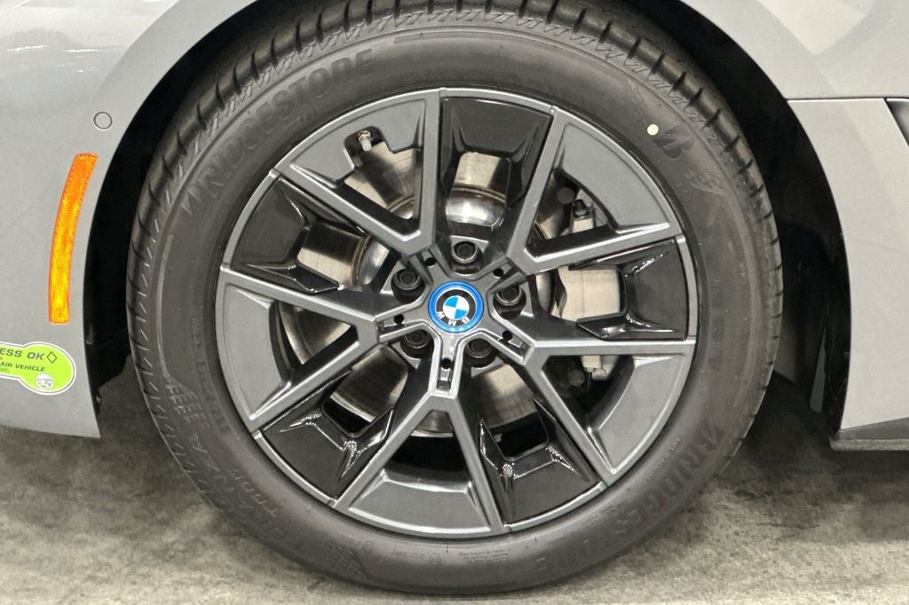 2023 BMW i4 eDrive35