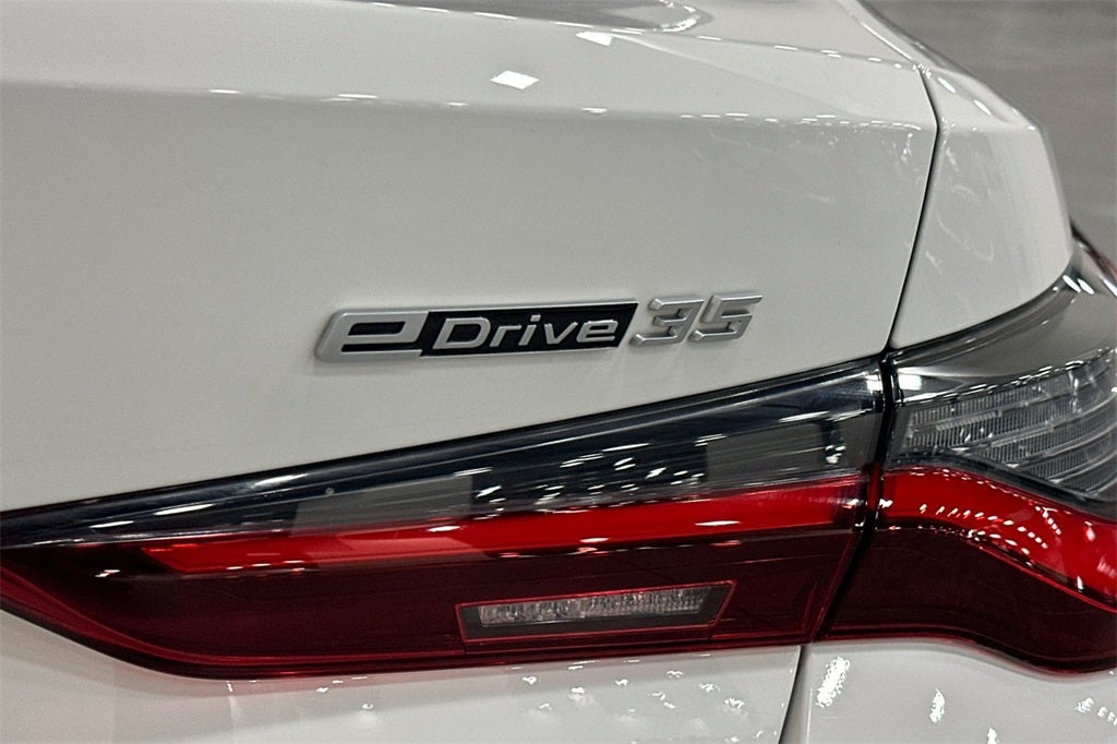 2023 BMW i4 eDrive35