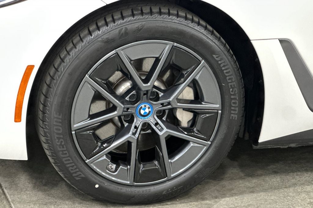 2023 BMW i4 eDrive35