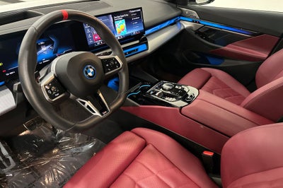 2025 BMW i5 M60