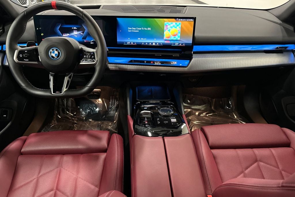 2025 BMW i5 M60
