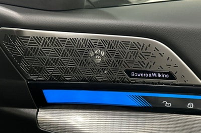 2025 BMW i5 M60