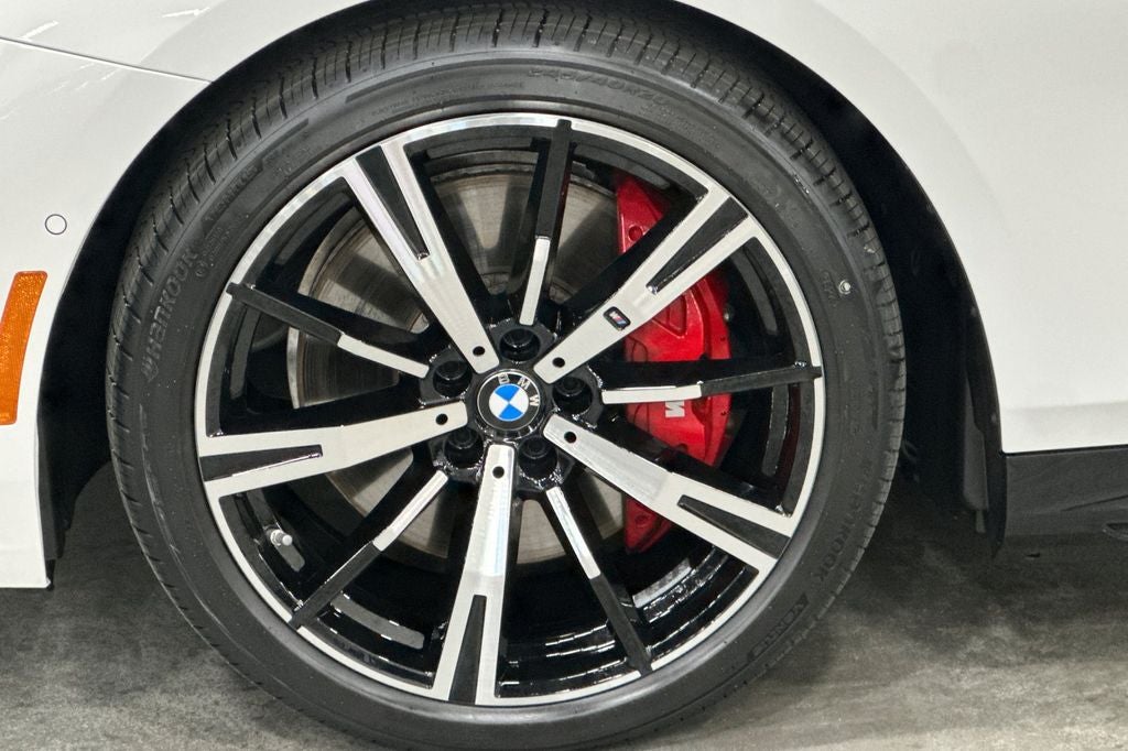 2025 BMW i5 M60