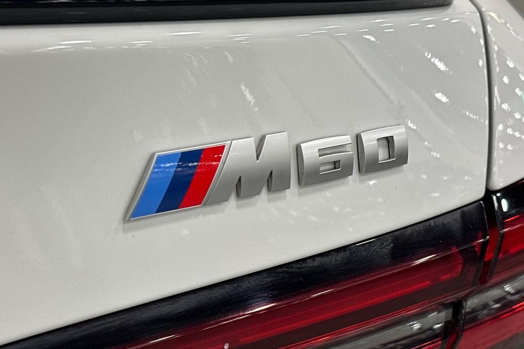 2025 BMW i5 M60
