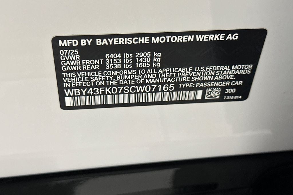 2025 BMW i5 M60