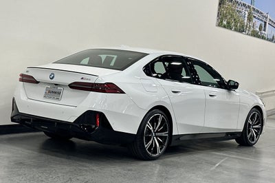 2025 BMW i5 M60