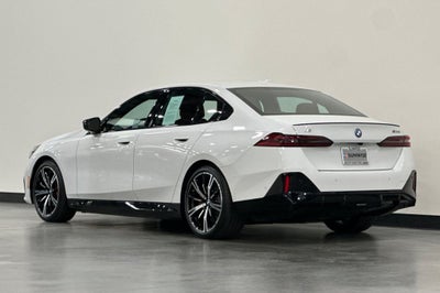 2025 BMW i5 M60