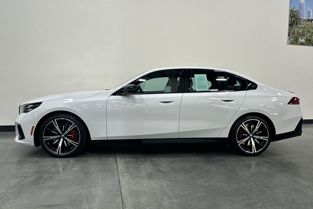 2025 BMW i5 M60