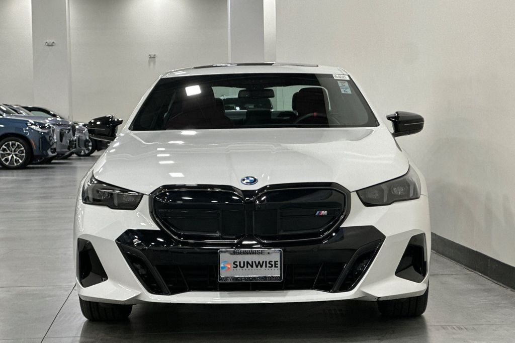 2025 BMW i5 M60