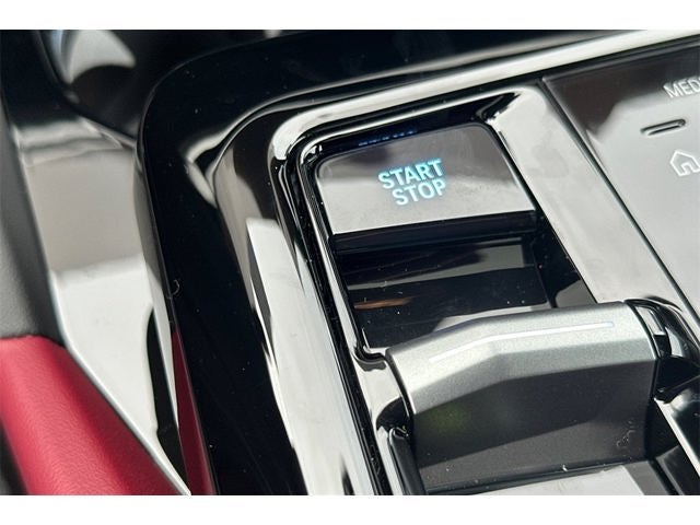 2025 BMW i5 M60