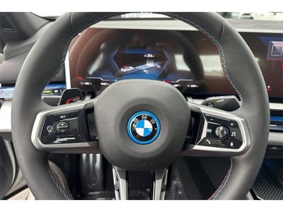 2025 BMW i5 M60