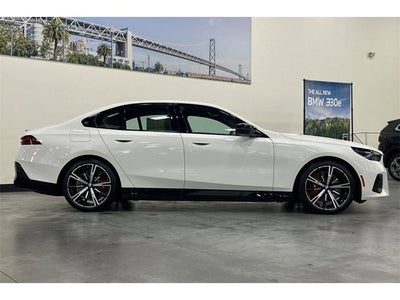 2025 BMW i5 M60