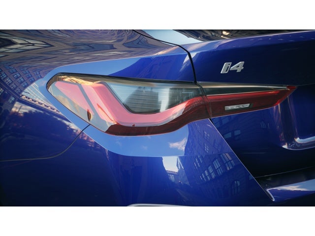 2026 BMW i4 xDrive40