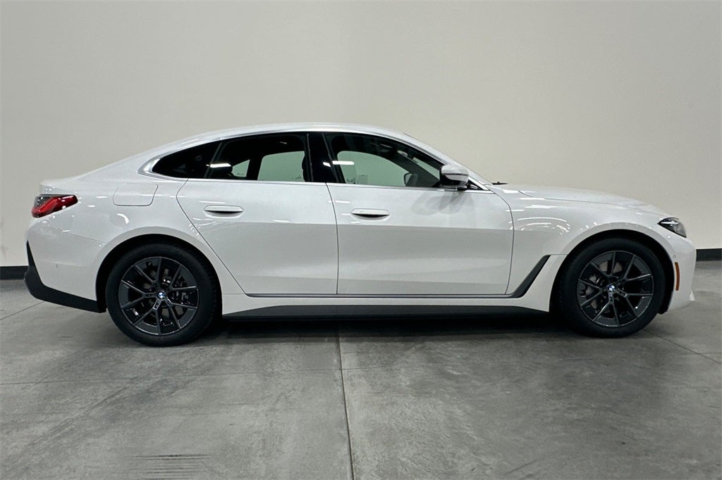 2025 BMW i4 xDrive40