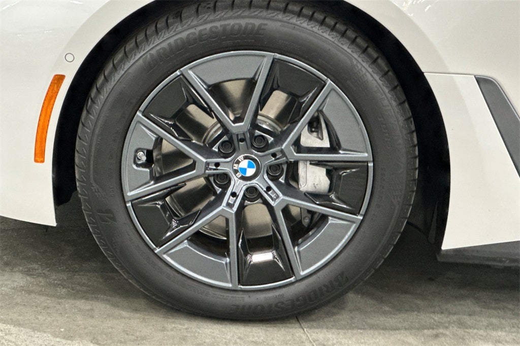 2025 BMW i4 xDrive40