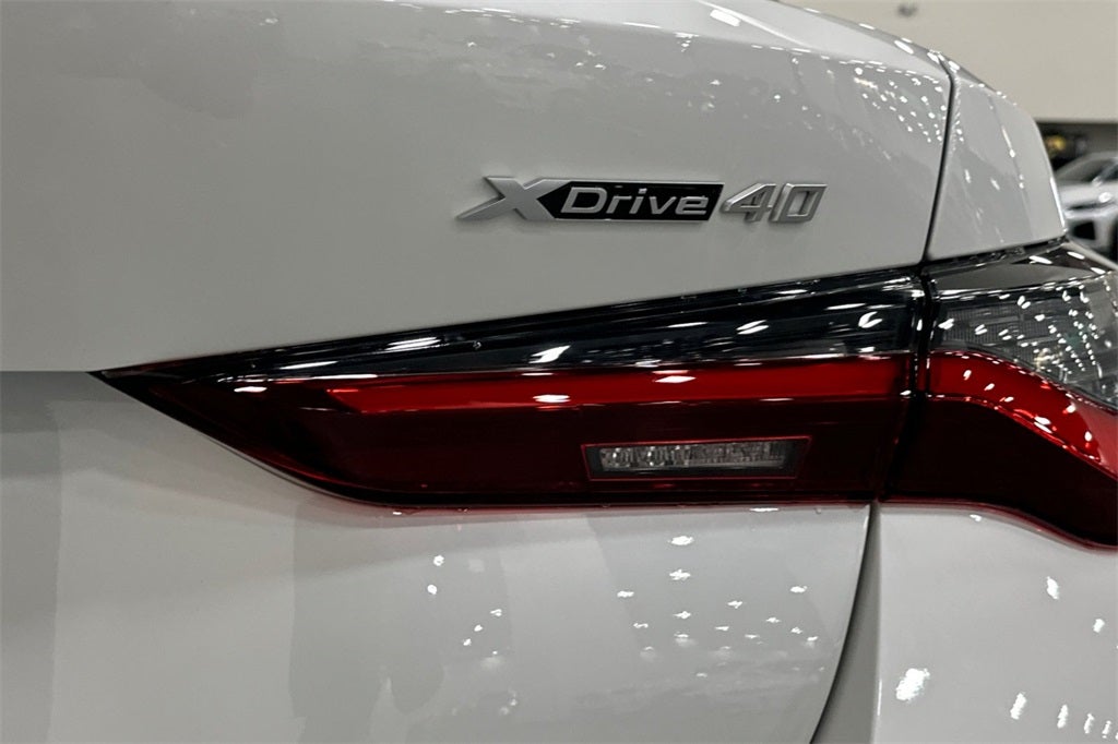 2025 BMW i4 xDrive40