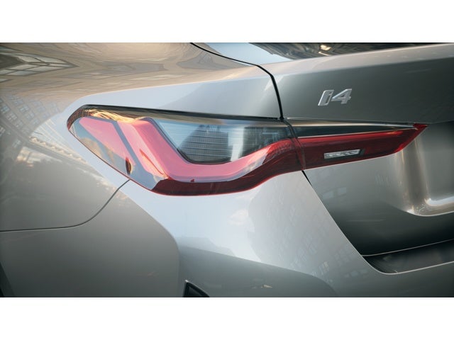 2026 BMW i4 xDrive40