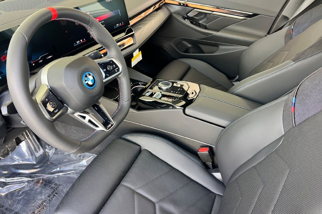 2026 BMW i5 M60