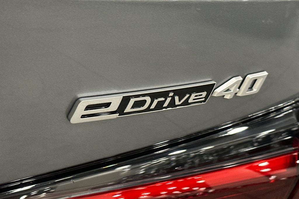 2026 BMW i4 eDrive40