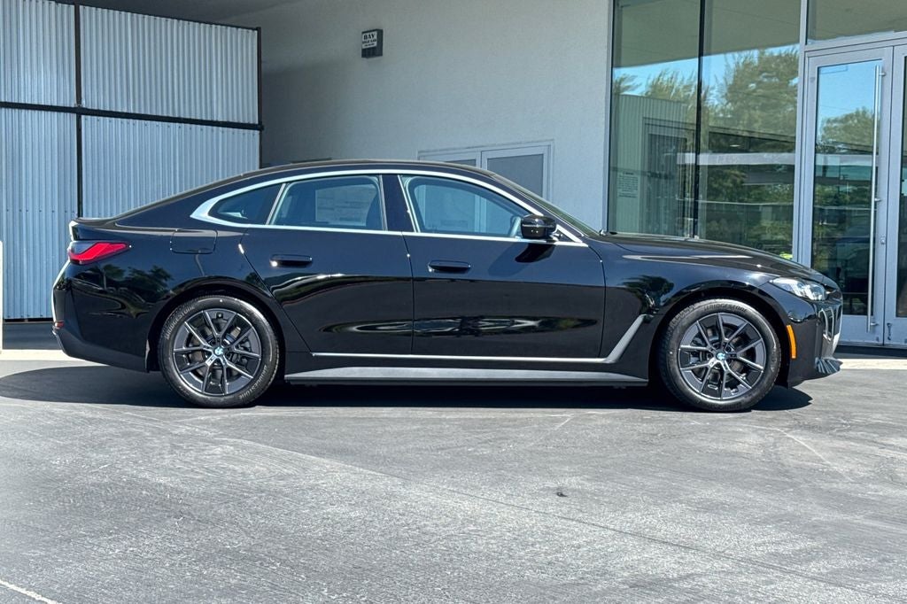 2026 BMW i4 eDrive40