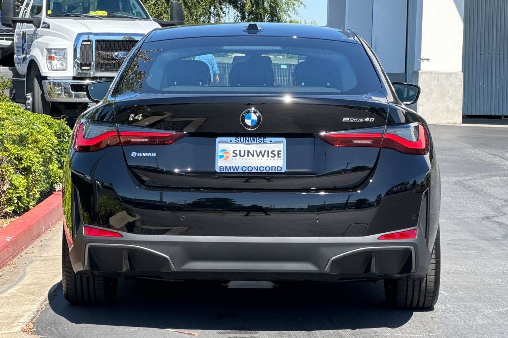 2026 BMW i4 eDrive40