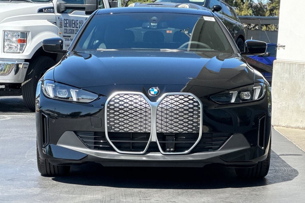2026 BMW i4 eDrive40