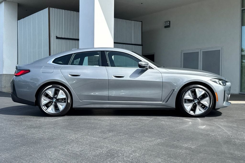 2026 BMW i4 eDrive40
