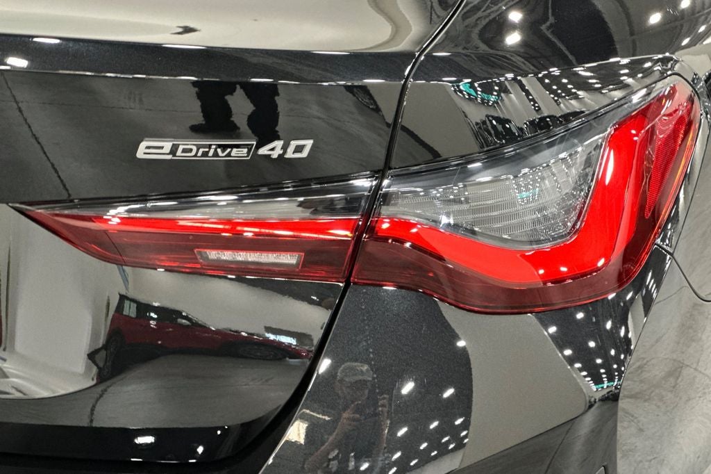 2026 BMW i4 eDrive40