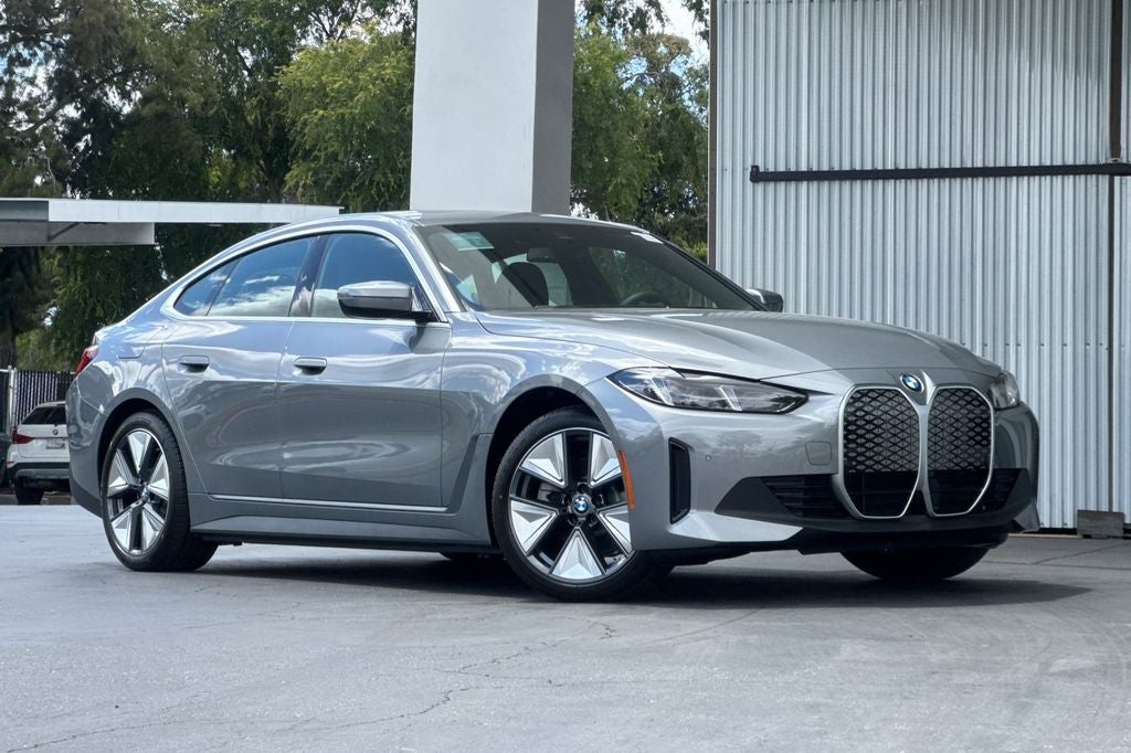 2026 BMW i4 eDrive40