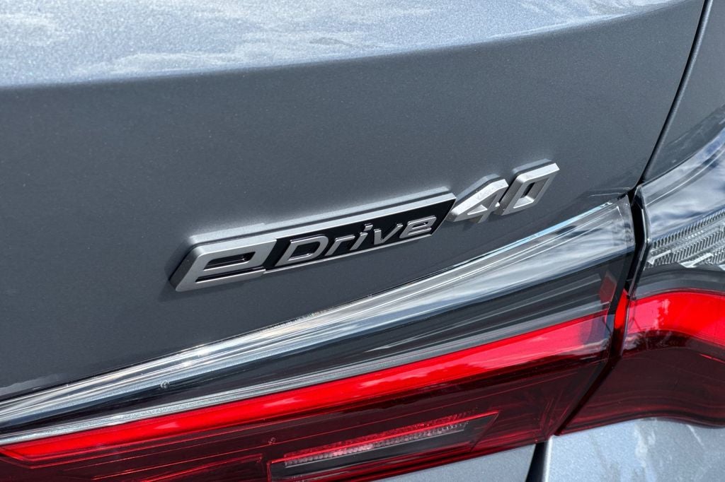 2026 BMW i4 eDrive40