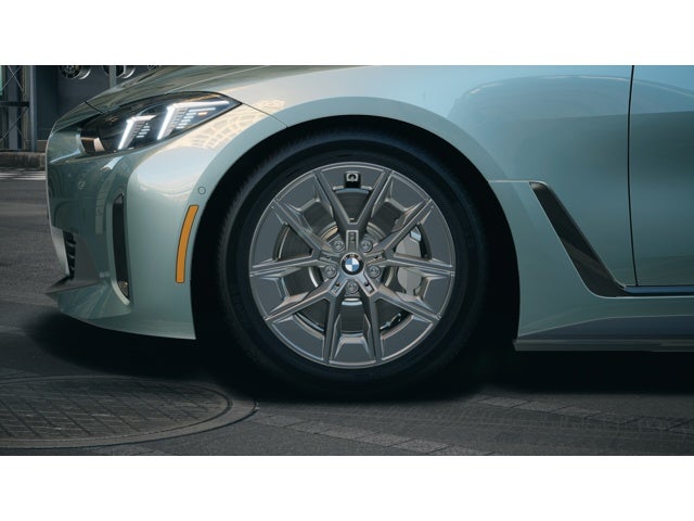 2026 BMW i4 eDrive40