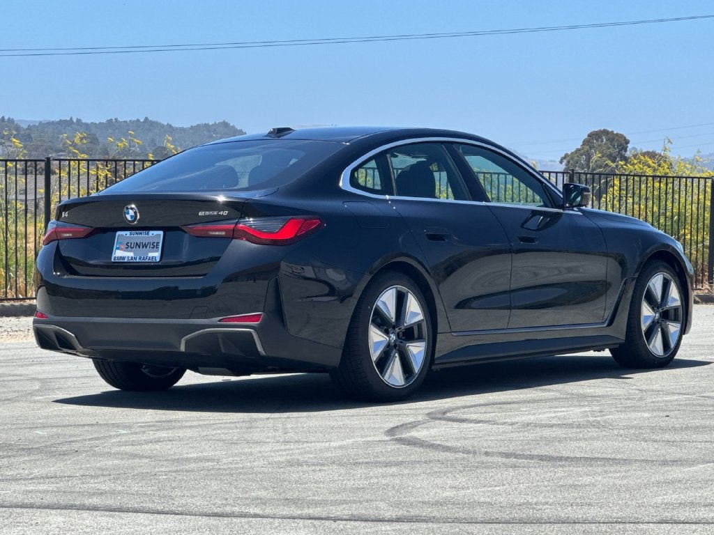2026 BMW i4 eDrive40