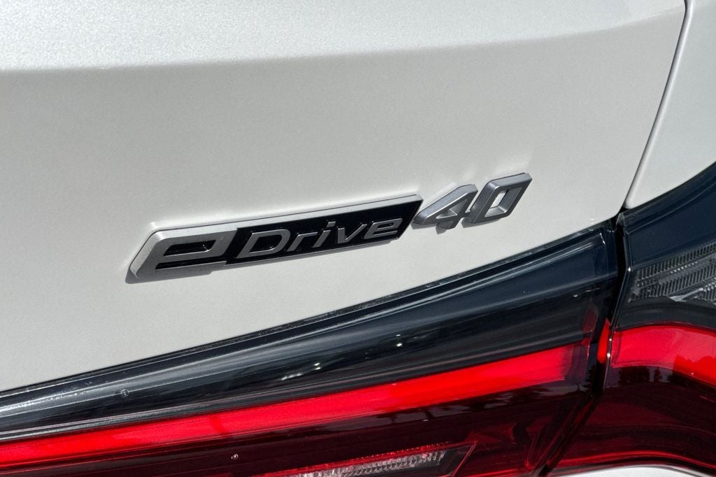 2026 BMW i4 eDrive40