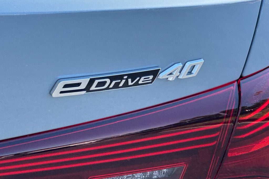 2026 BMW i4 eDrive40