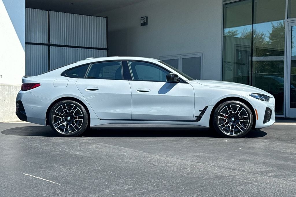 2026 BMW i4 eDrive40