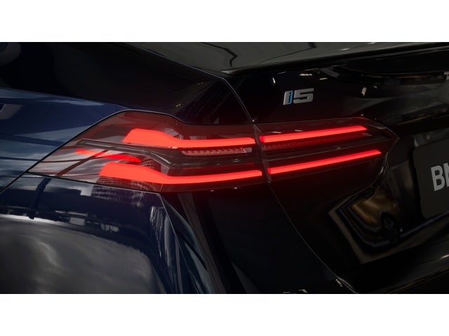 2027 BMW i5 eDrive40
