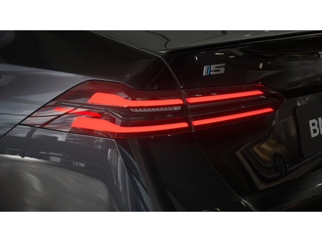 2027 BMW i5 eDrive40