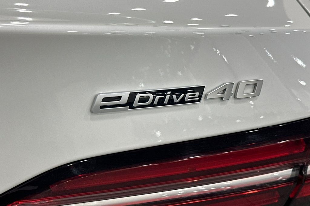 2026 BMW i5 eDrive40