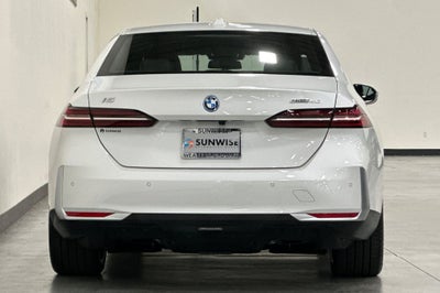 2026 BMW i5 eDrive40