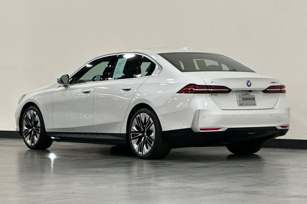 2026 BMW i5 eDrive40