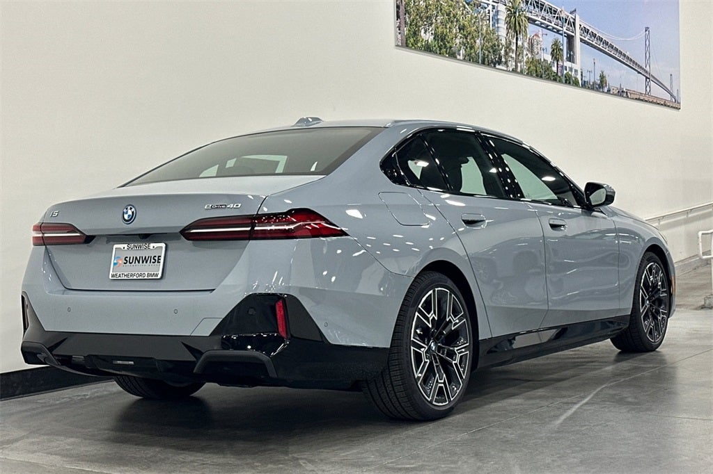 2026 BMW i5 eDrive40