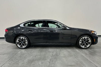 2026 BMW i5 eDrive40