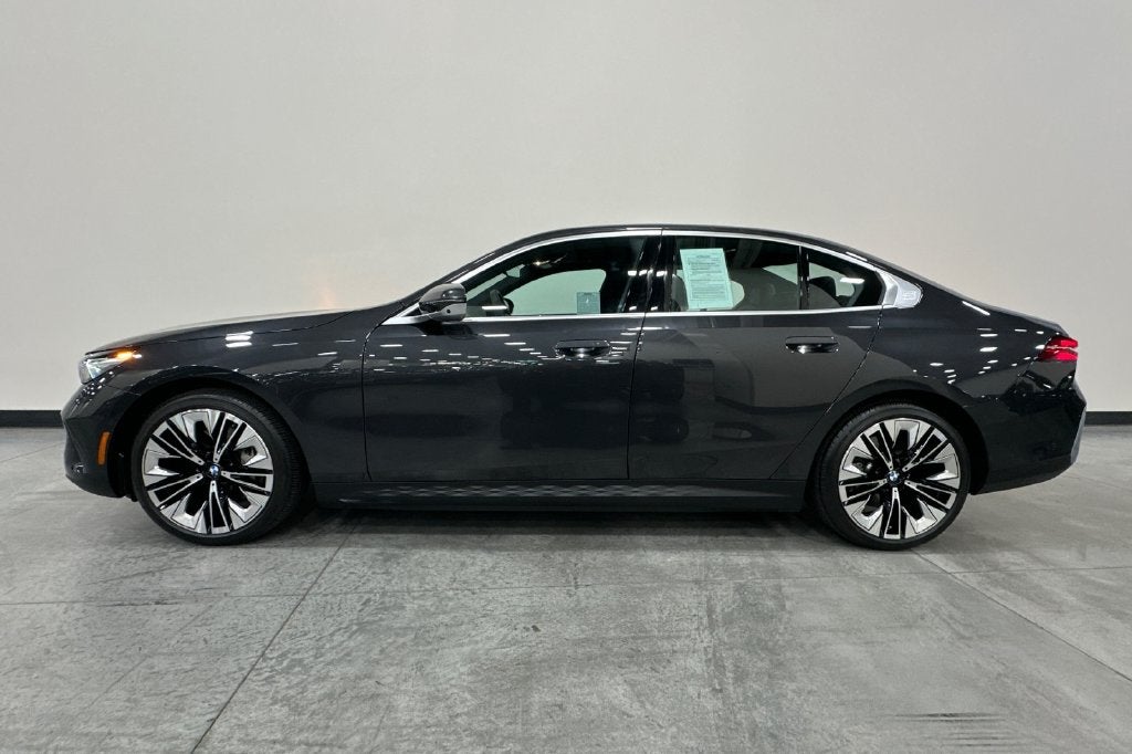 2026 BMW i5 eDrive40