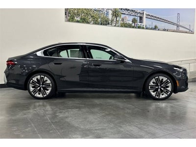 2026 BMW i5 eDrive40