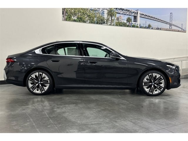 2026 BMW i5 eDrive40
